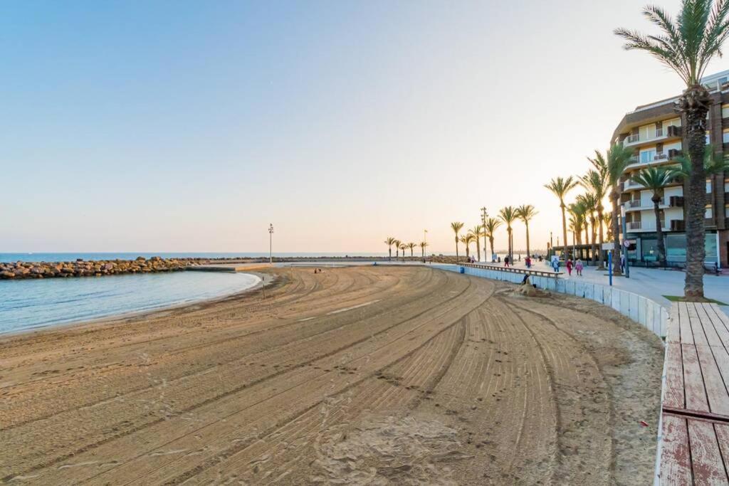 Appartamento La Perla De Torrevieja Esterno foto